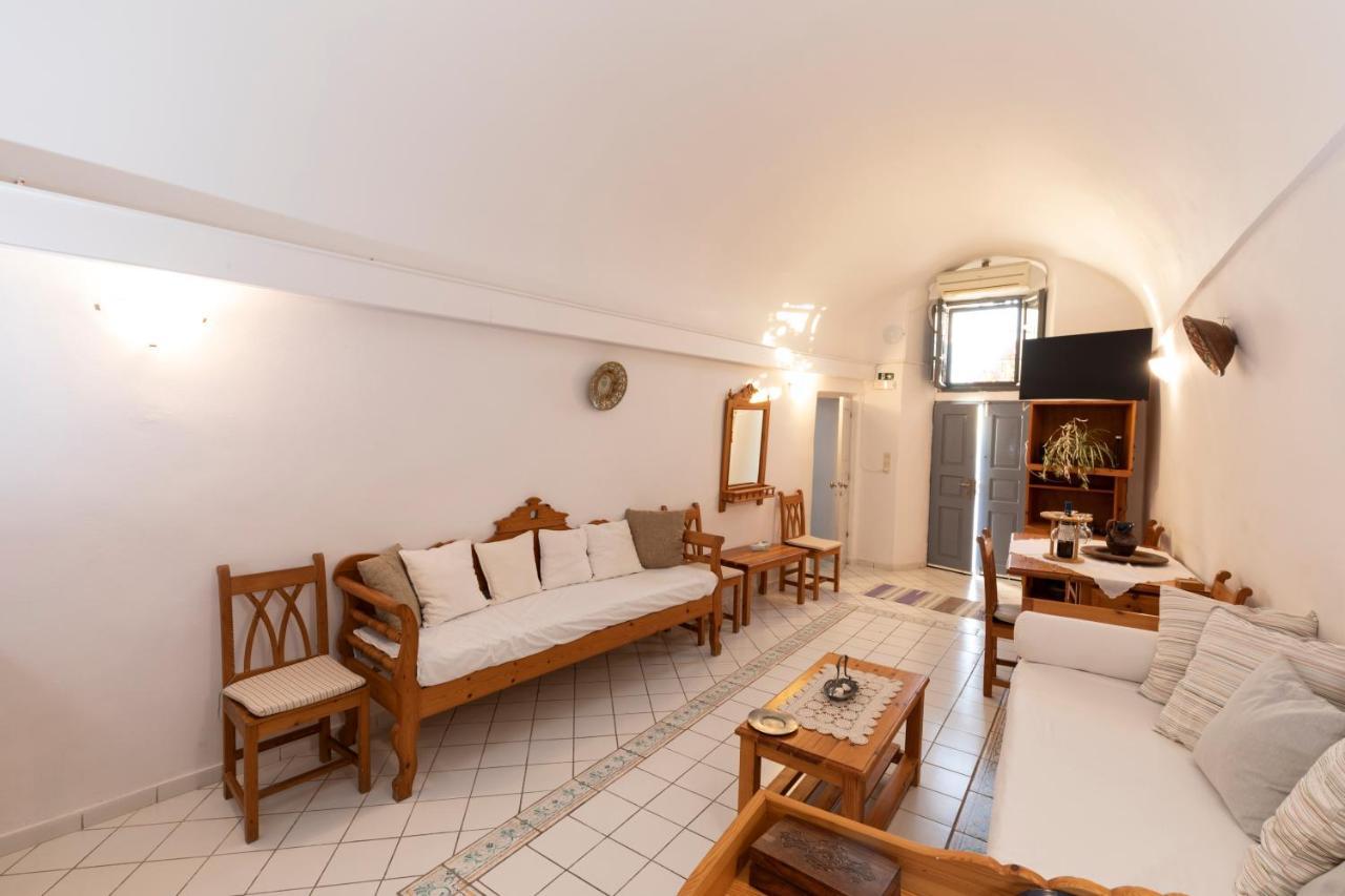 אימרוביגלי Folia Bianca Apartments מראה חיצוני תמונה